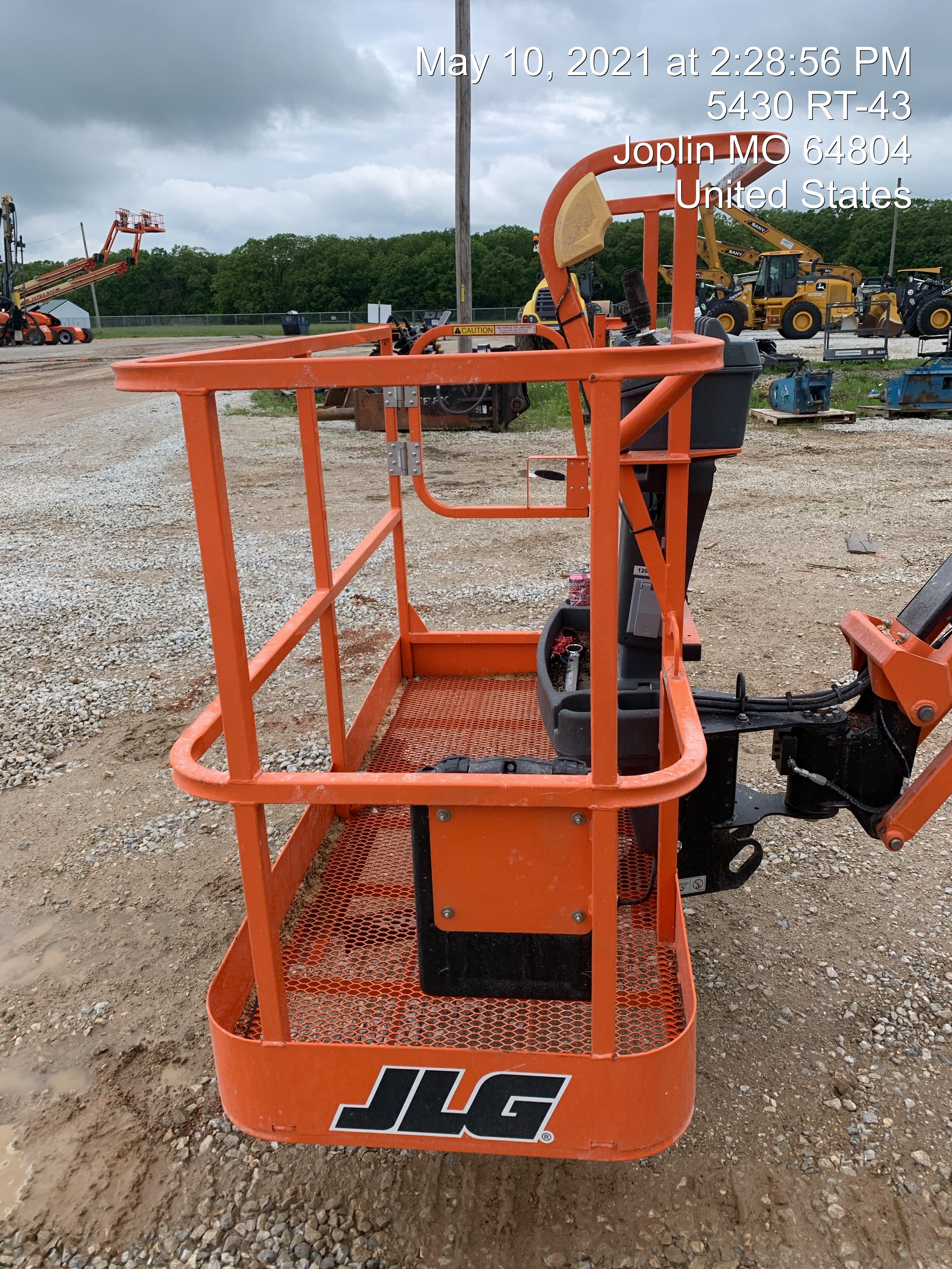 2021 JLG 450AJ