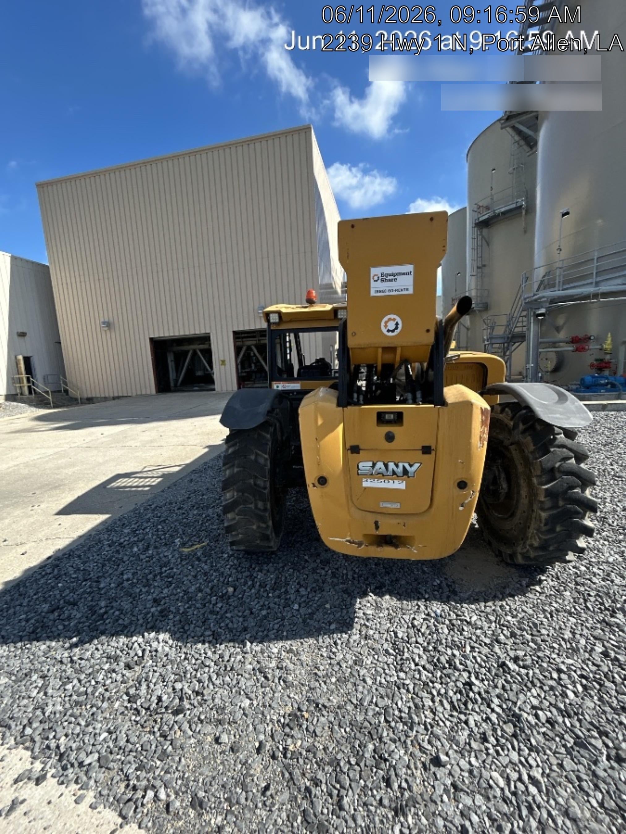 2023 SANY STH1056