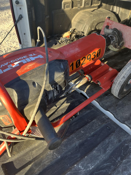 2020 HILTI TE 3000-AVR