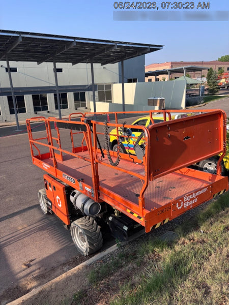 2022 JLG RT2669