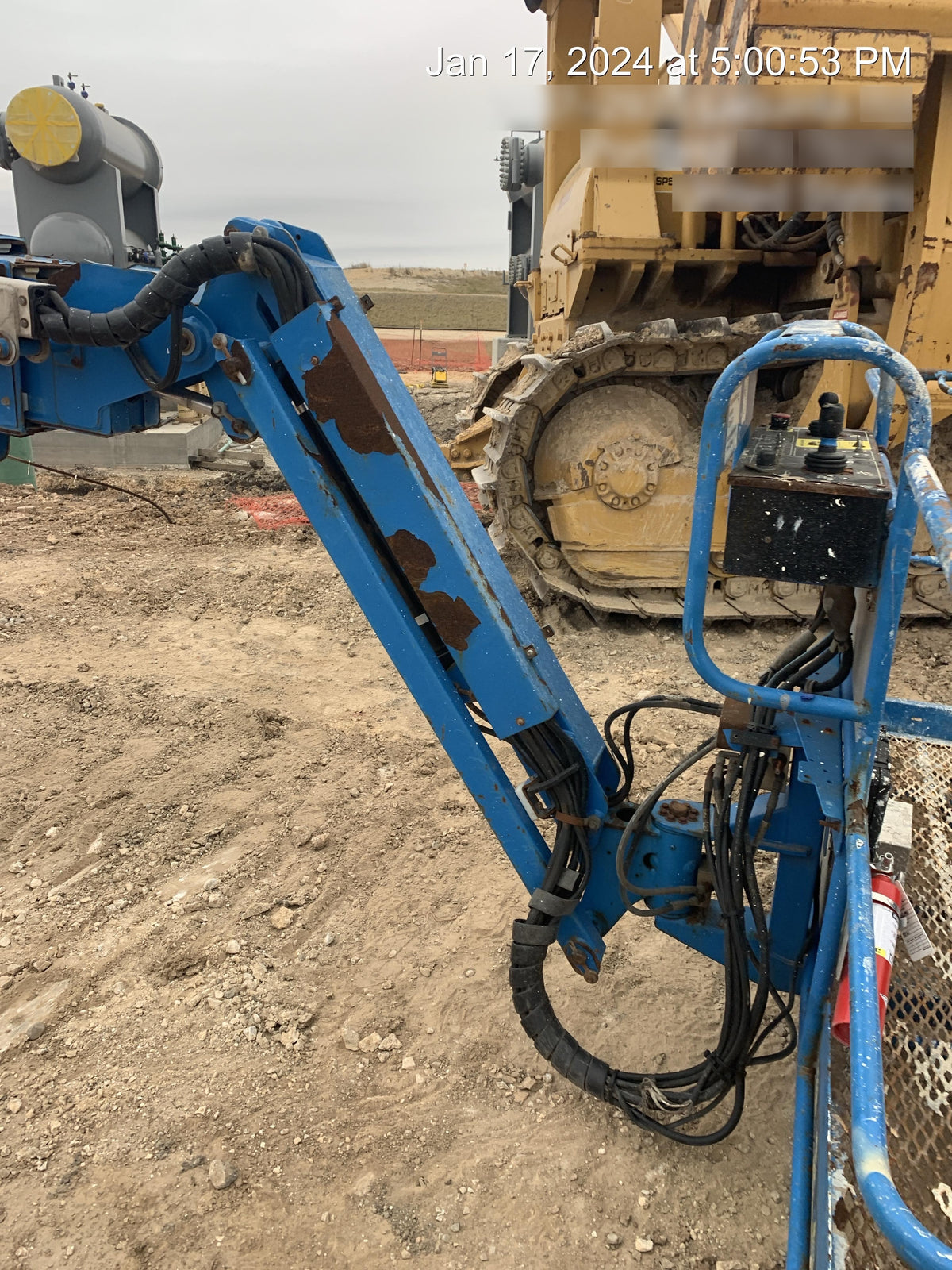 2016 GENIE S-85