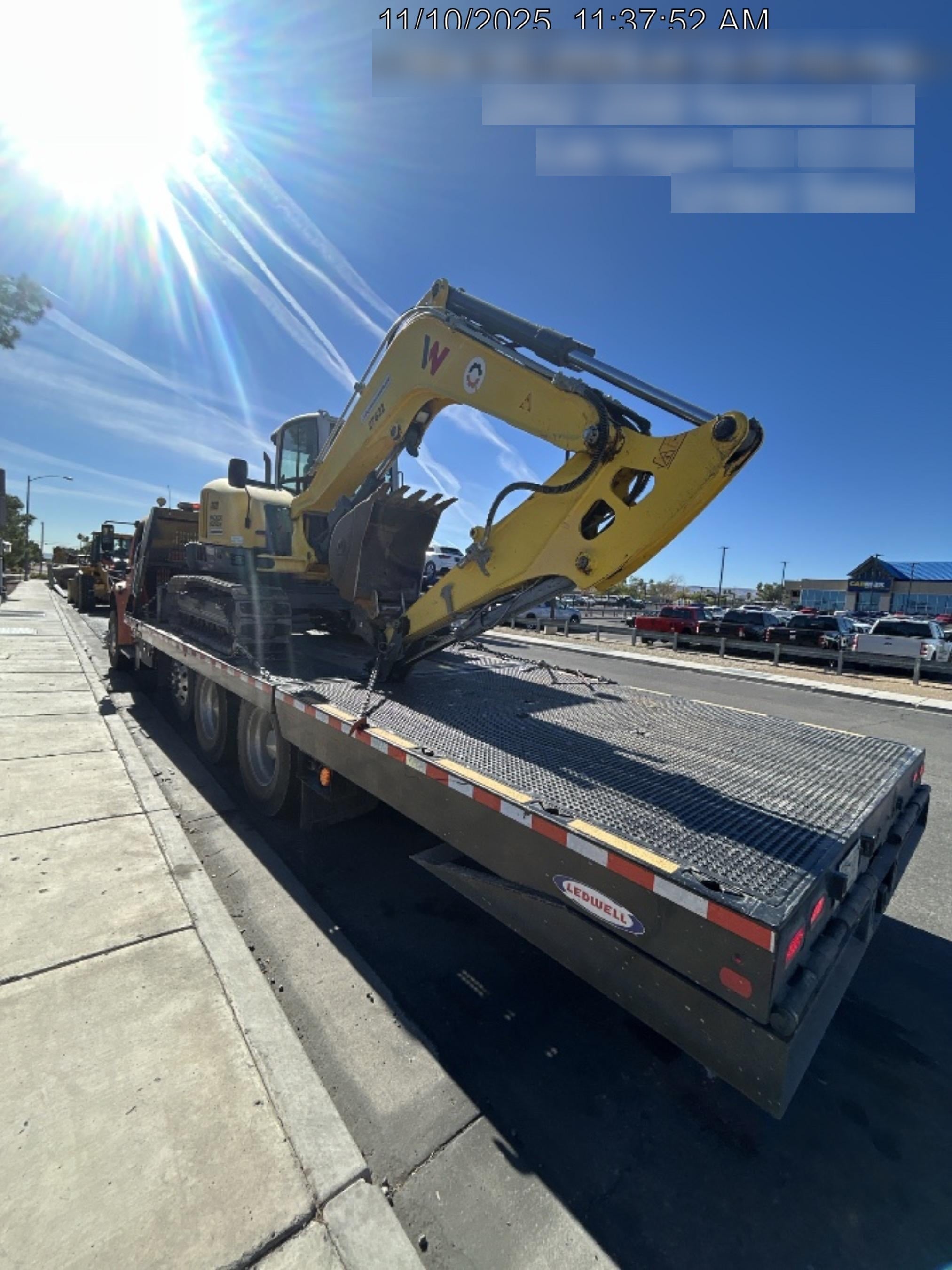 Wacker Neuson ET90 Enclosed Cab, Hybrid Tracks, Long Dipperstick, Bucket