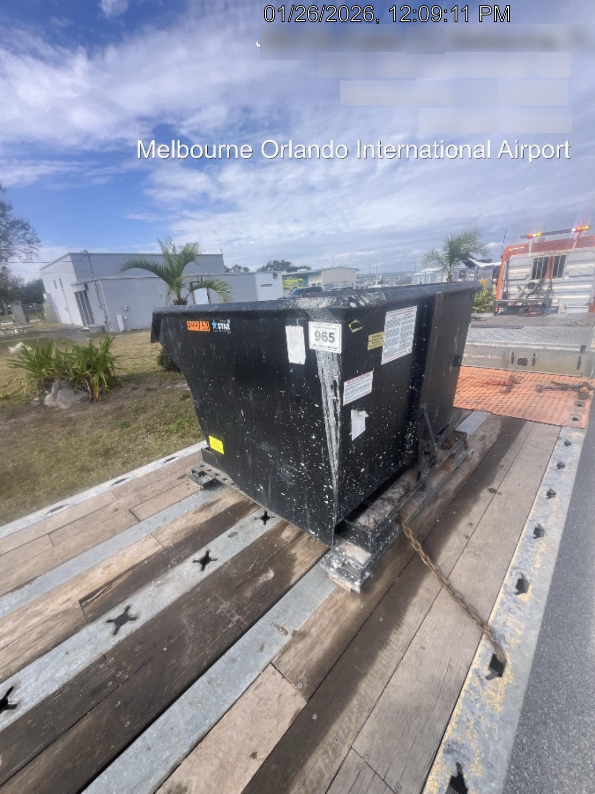 2025 STAR INDUSTRIES M-1820 - Self-Dump Hopper