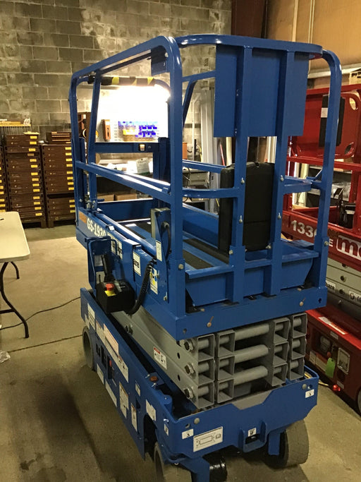 2019 Genie GS-1930 Half Height Swing Gate, 800W Inverter