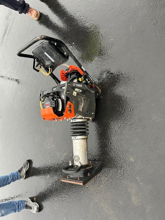 2024 HUSQVARNA LT5005