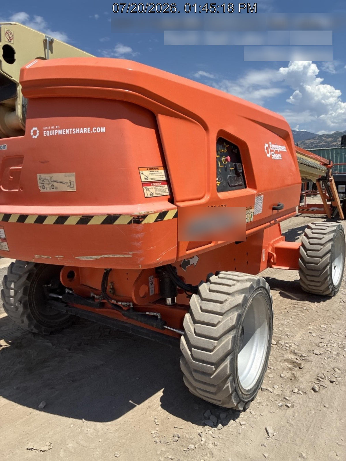 2022 JLG 660SJ