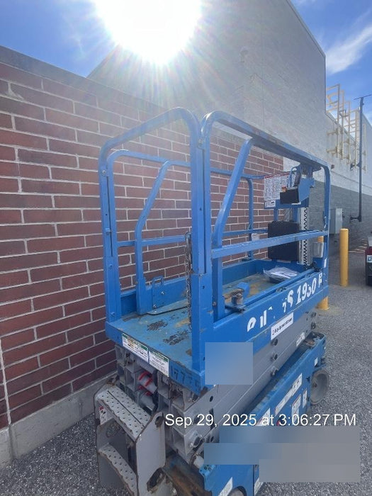 2018 Genie GS-1930 Genie GS-1930 w/Fixed Rail, Chain Entry