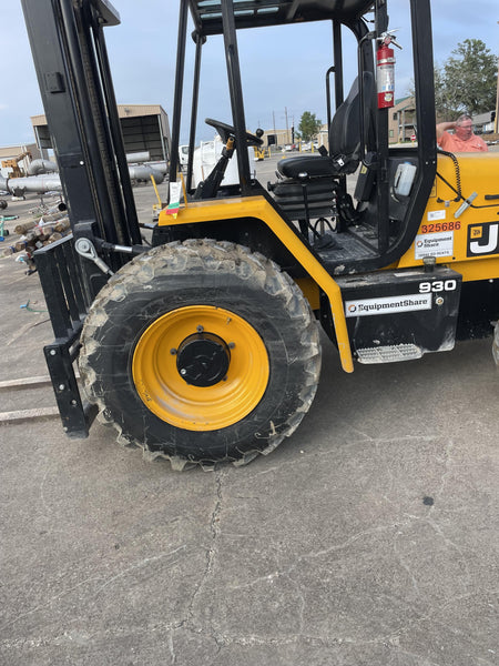 2023 JCB 930-4