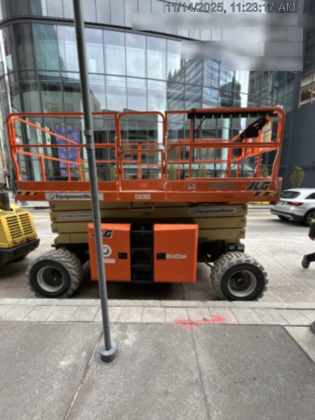 2021 JLG 430LRT