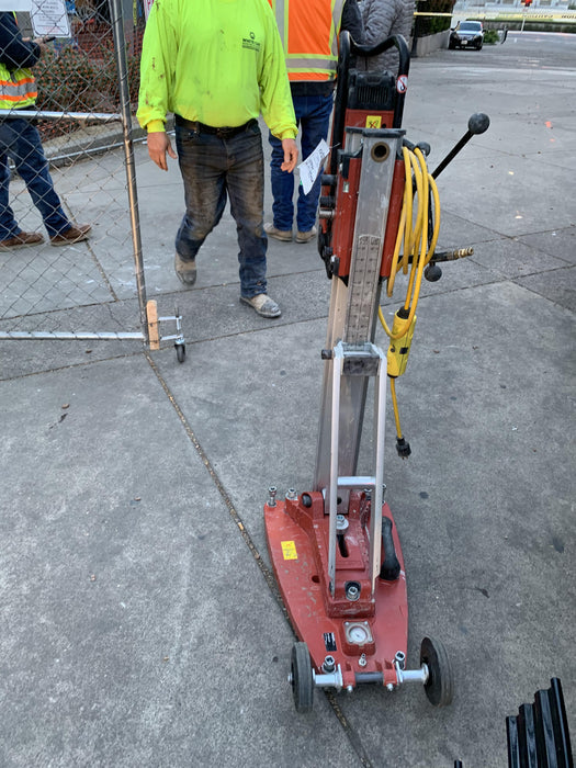 2020 HILTI DD250E