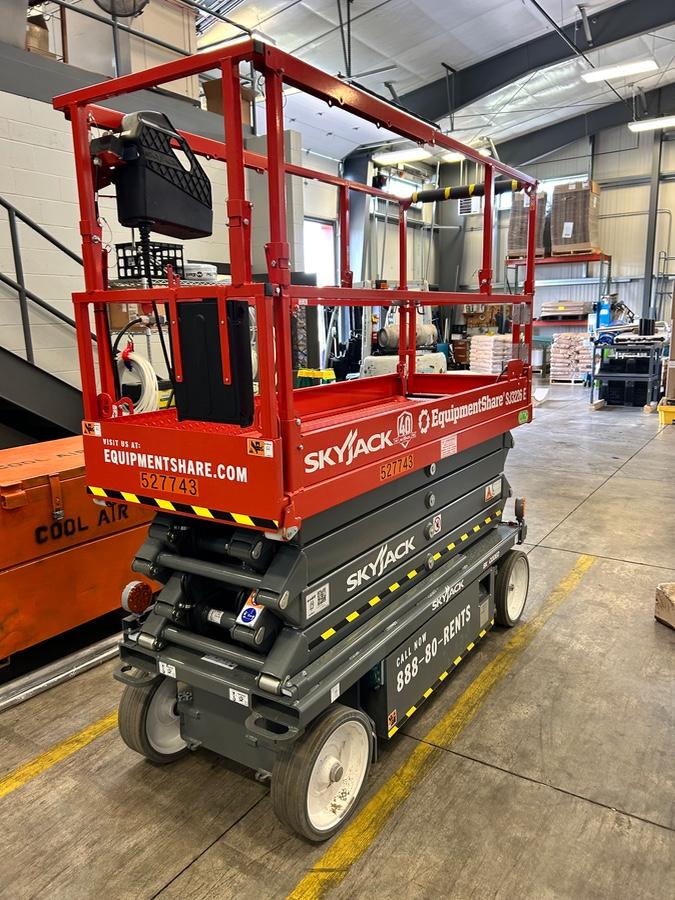 2025 SKYJACK SJ3226