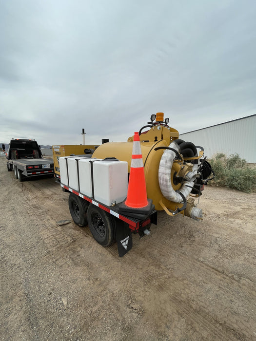 2023 Vac-Tron LP573XDT T4 Koehler Diesel Engine, 500 Gallon Debris Tank, x2 100 Gallon Water Tanks