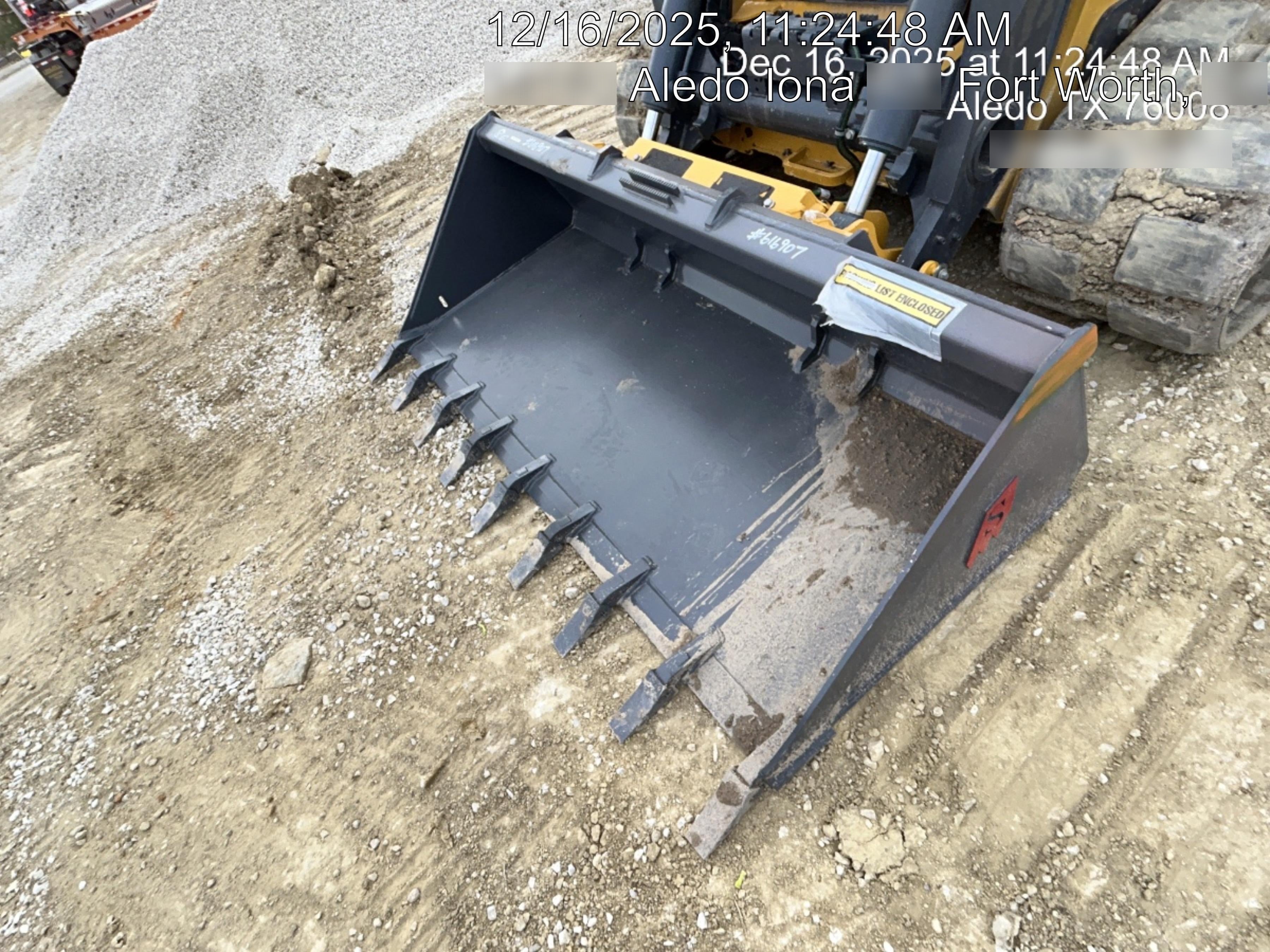 2025 SOLESBEE 80" Tooth Bucket, CTL - Solesbee's