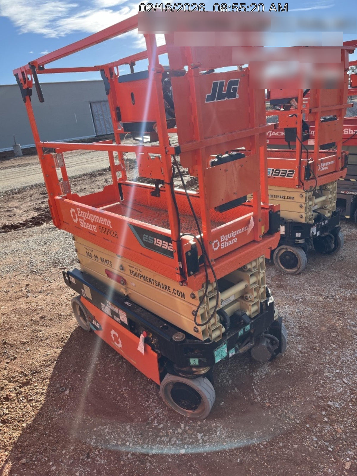 2025 JLG ES1932