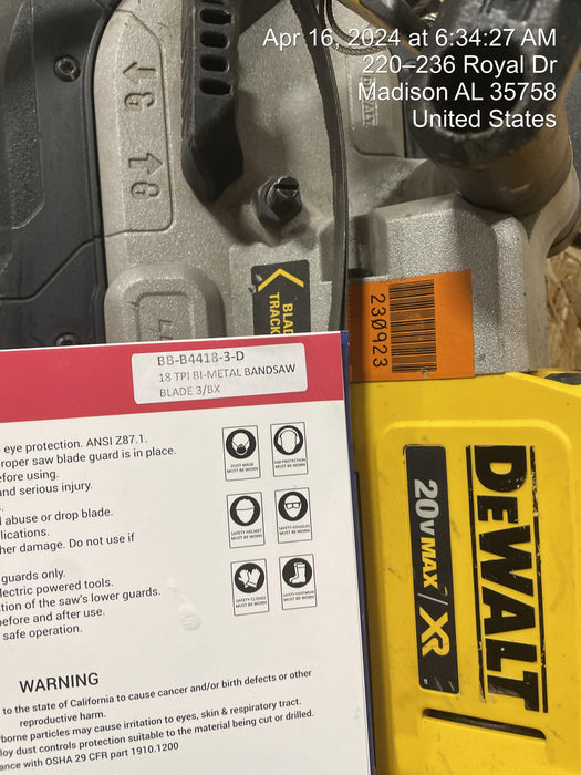 2022 DEWALT DCS374P2