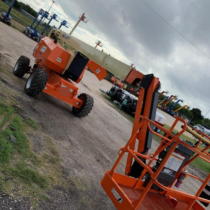 2019 JLG 800AJ