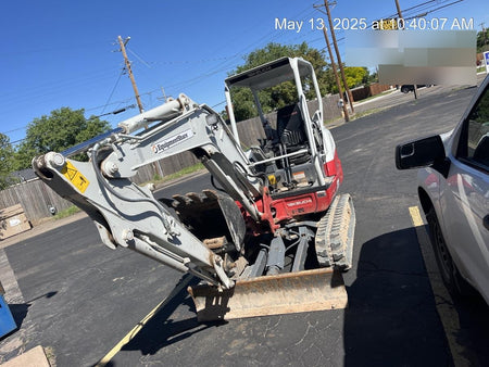 2023 TAKEUCHI TB235-2R