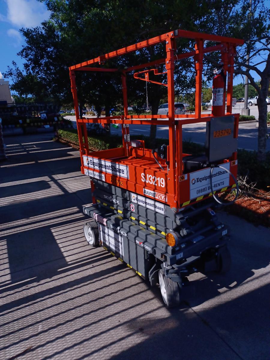 2022 SKYJACK SJ3219
