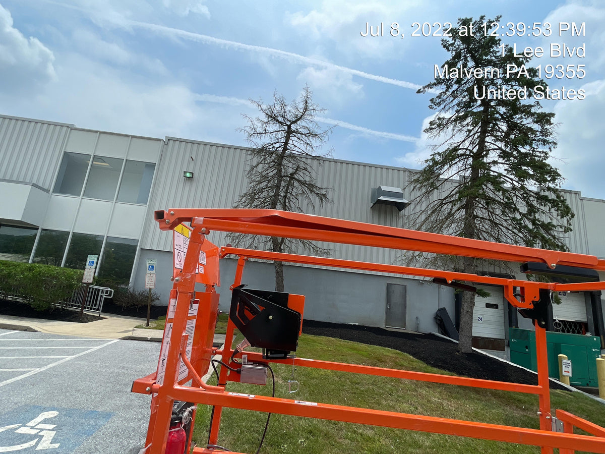 2022 JLG ES1932