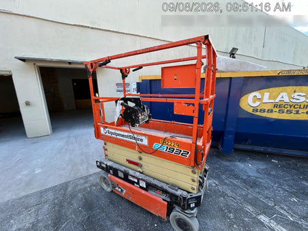 2021 JLG ES1932