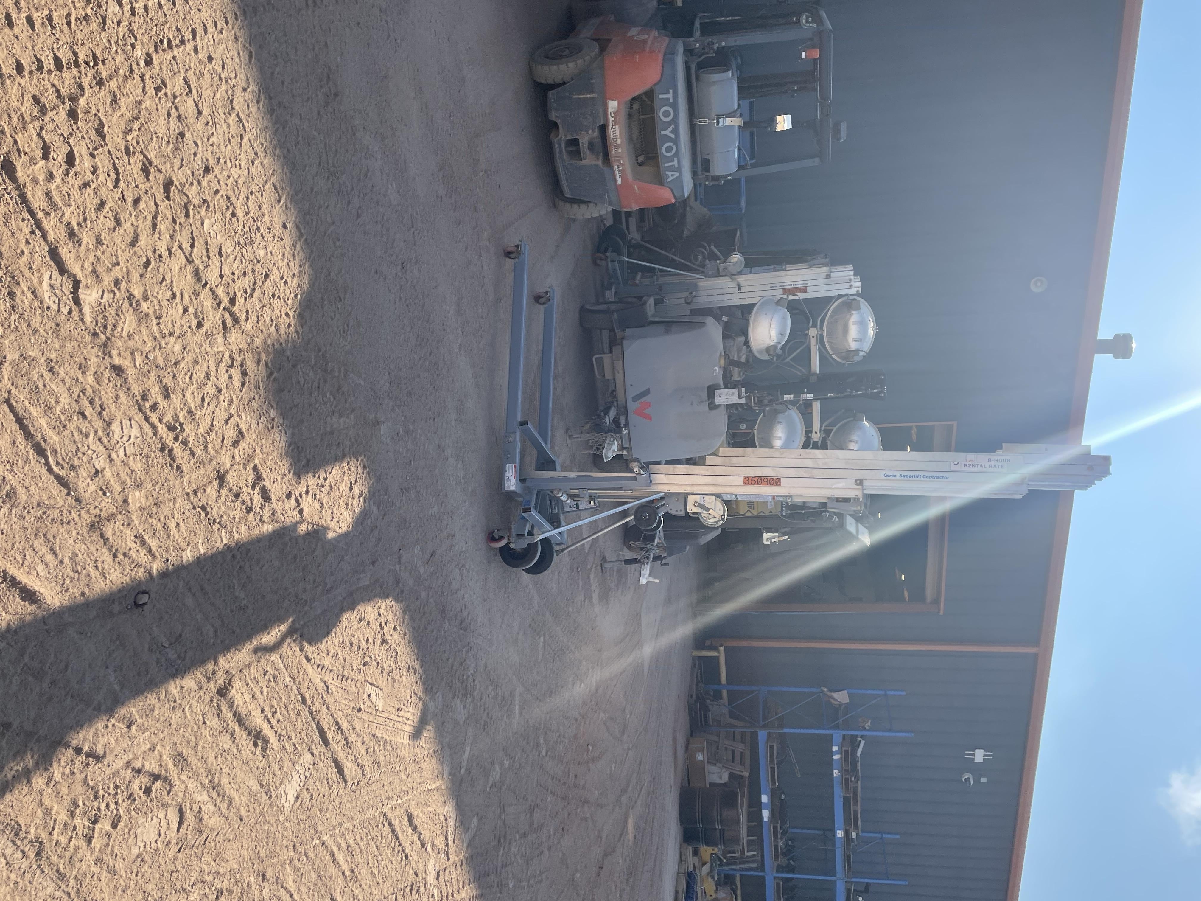 2023 GENIE SLC-24