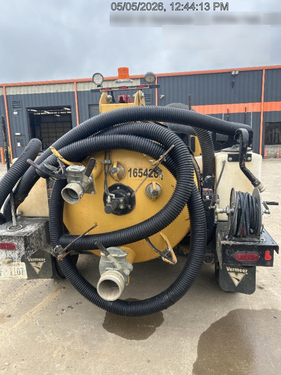 2021 VAC-TRON LP573XDT