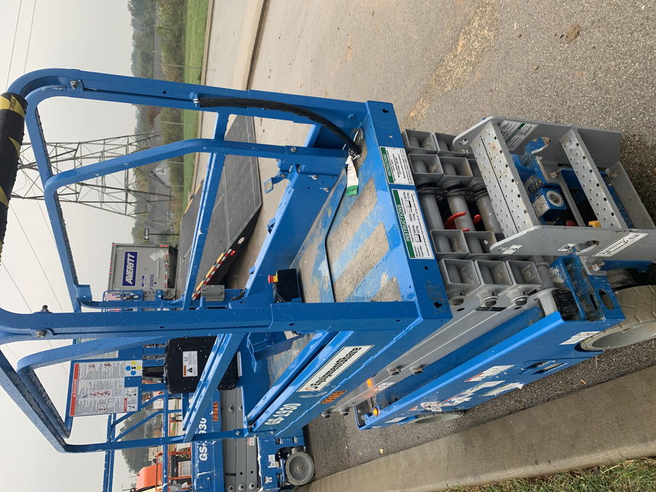 2020 Genie GS-1930 Fixed rails with chain entry gate - Pre A92.20