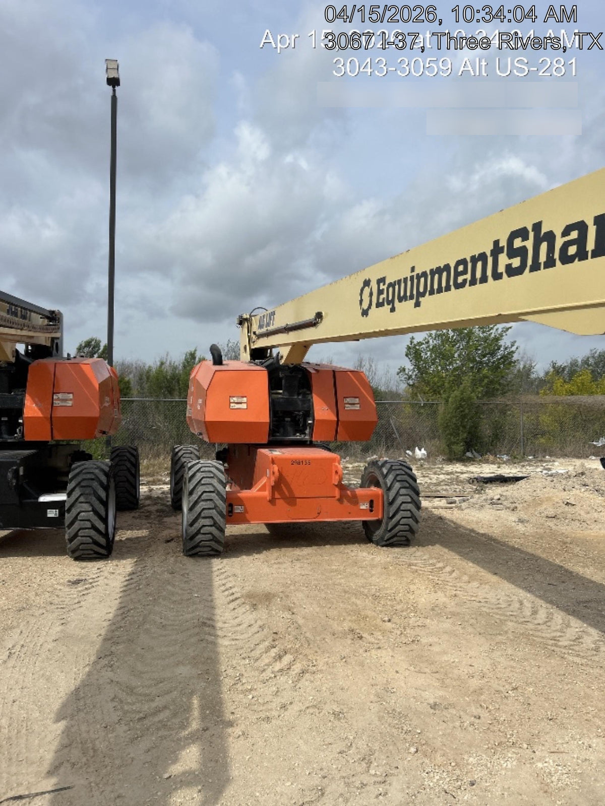 2023 JLG 860SJ