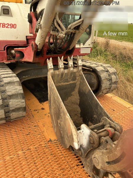2019 Takeuchi TB290 Cab/Heat/AC Rubber tracks, Dozer blade, Travel alarm, Auxiliary hydraulics Manual QC, Hydraulic thumb, 18", 24", and 36" Buckets
