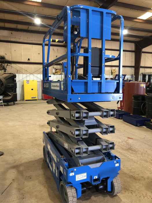 2019 Genie GS-1930 Fixed rails with chain Entry