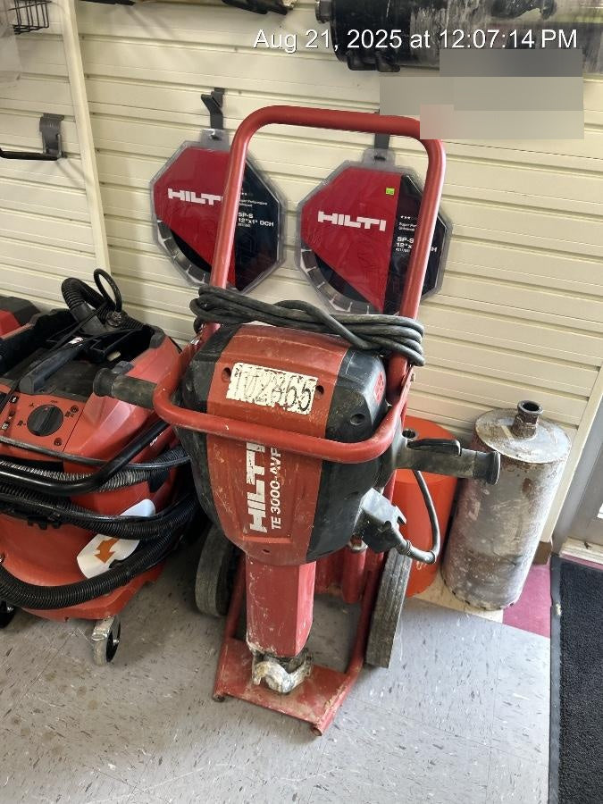2020 HILTI TE 3000-AVR