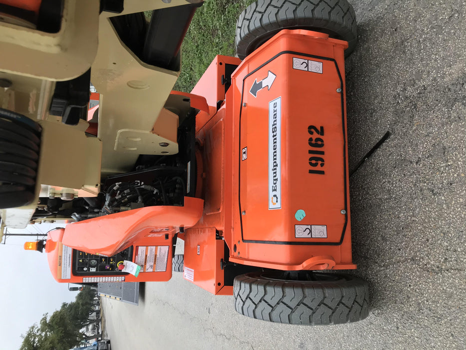 2019 JLG E400AJPN