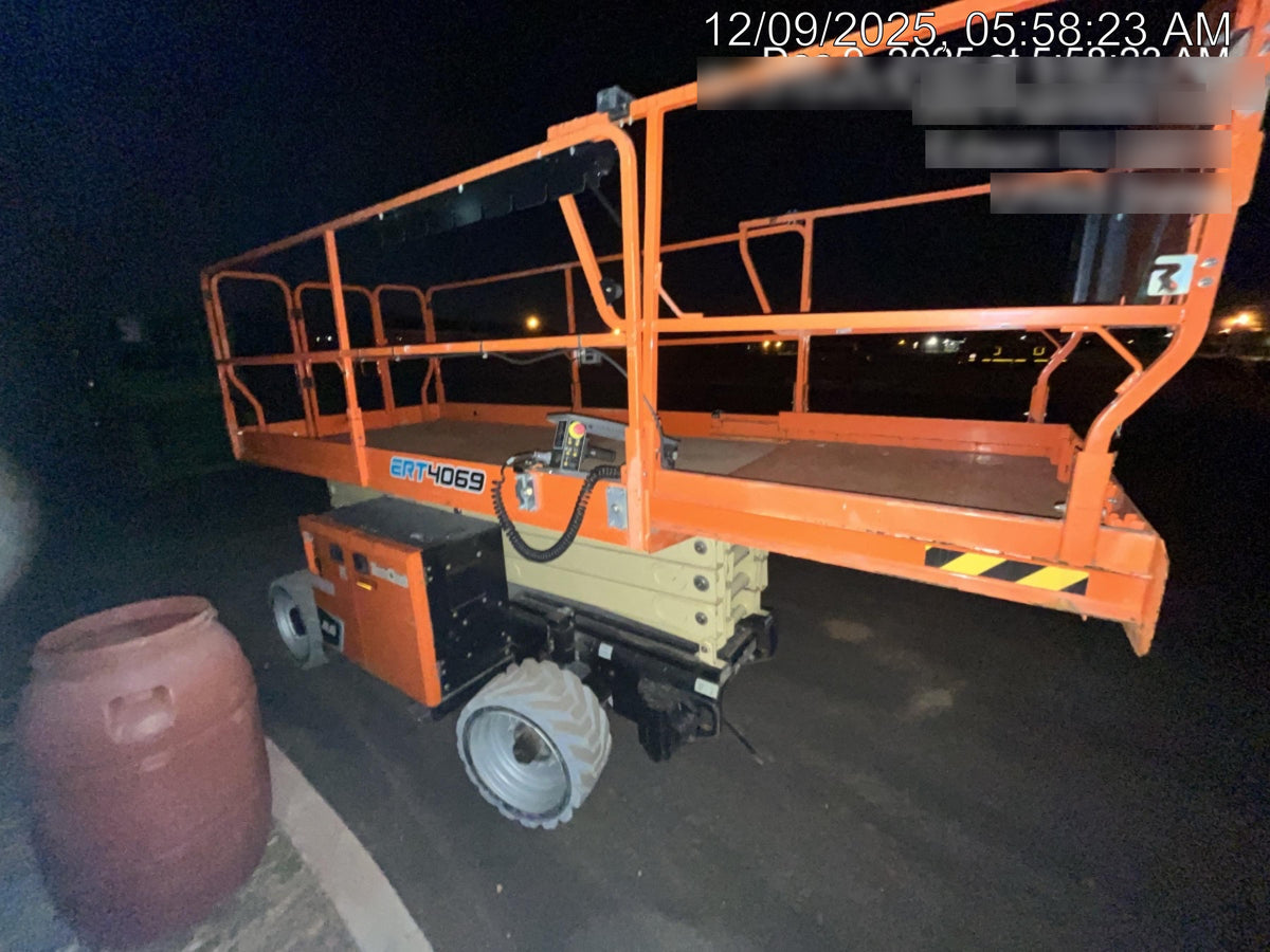 2021 JLG ERT4069