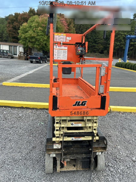 2025 JLG ES1932
