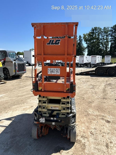2021 JLG ES1932