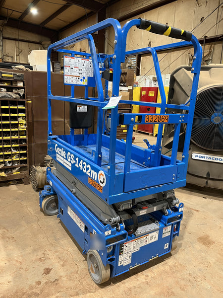 2023 GENIE GS-1432
