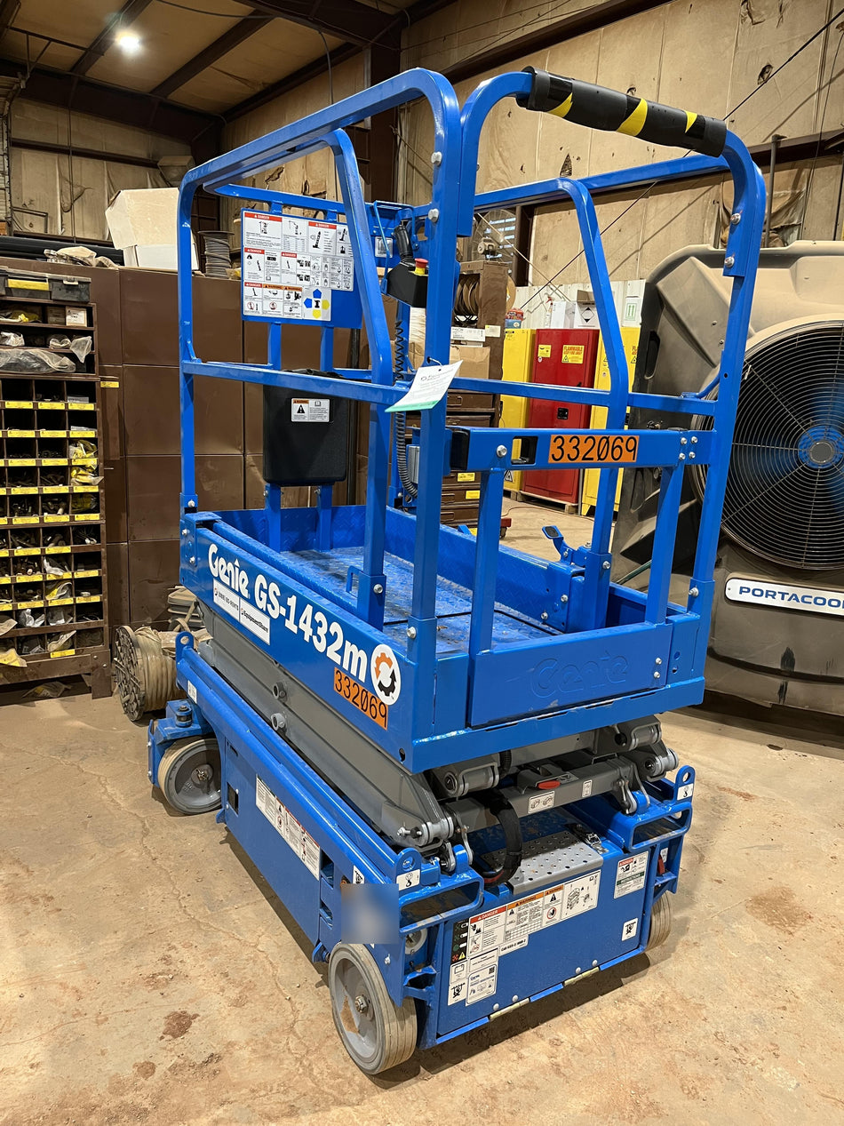 2023 GENIE GS-1432