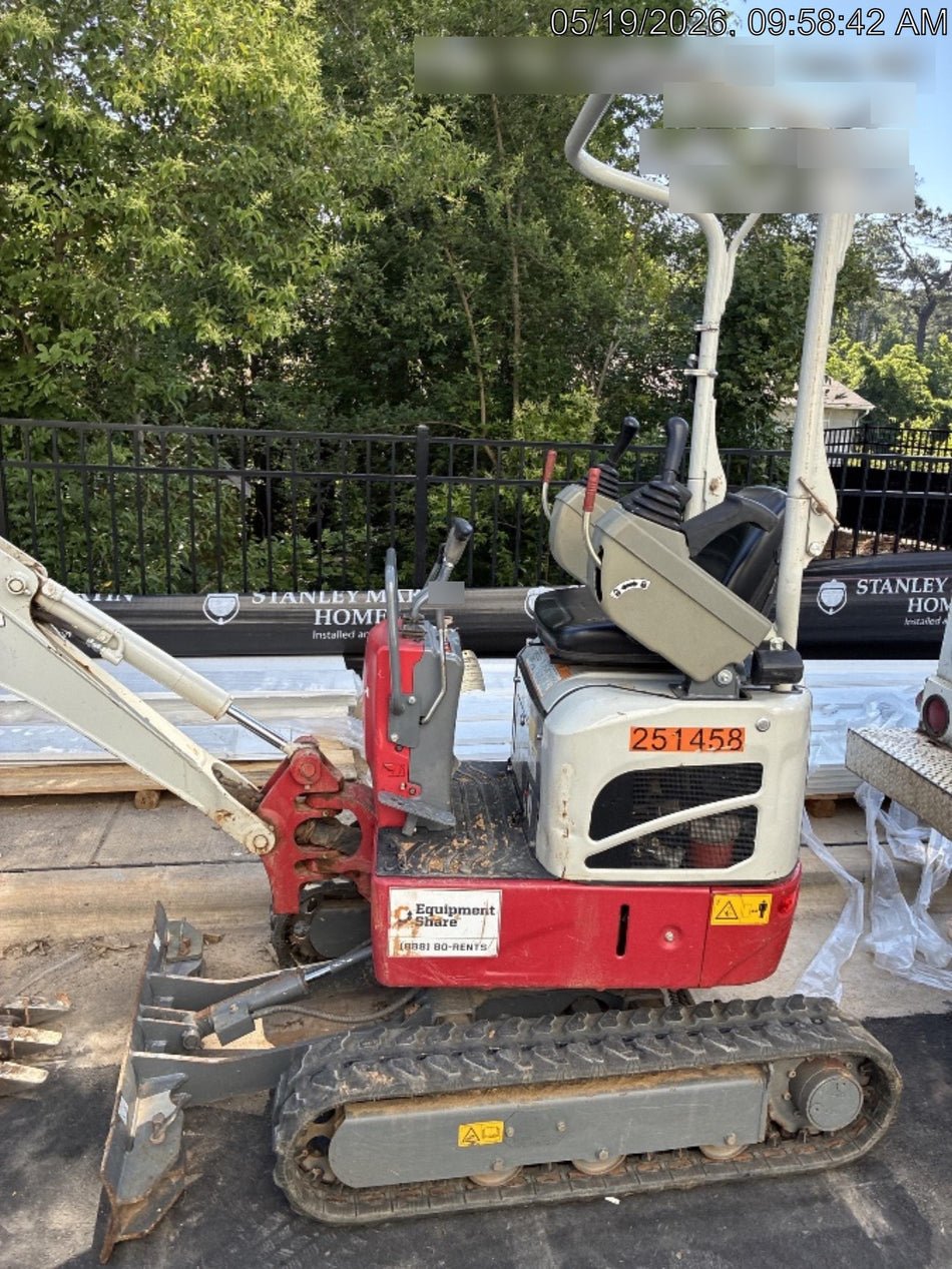 2022 TAKEUCHI TB210R