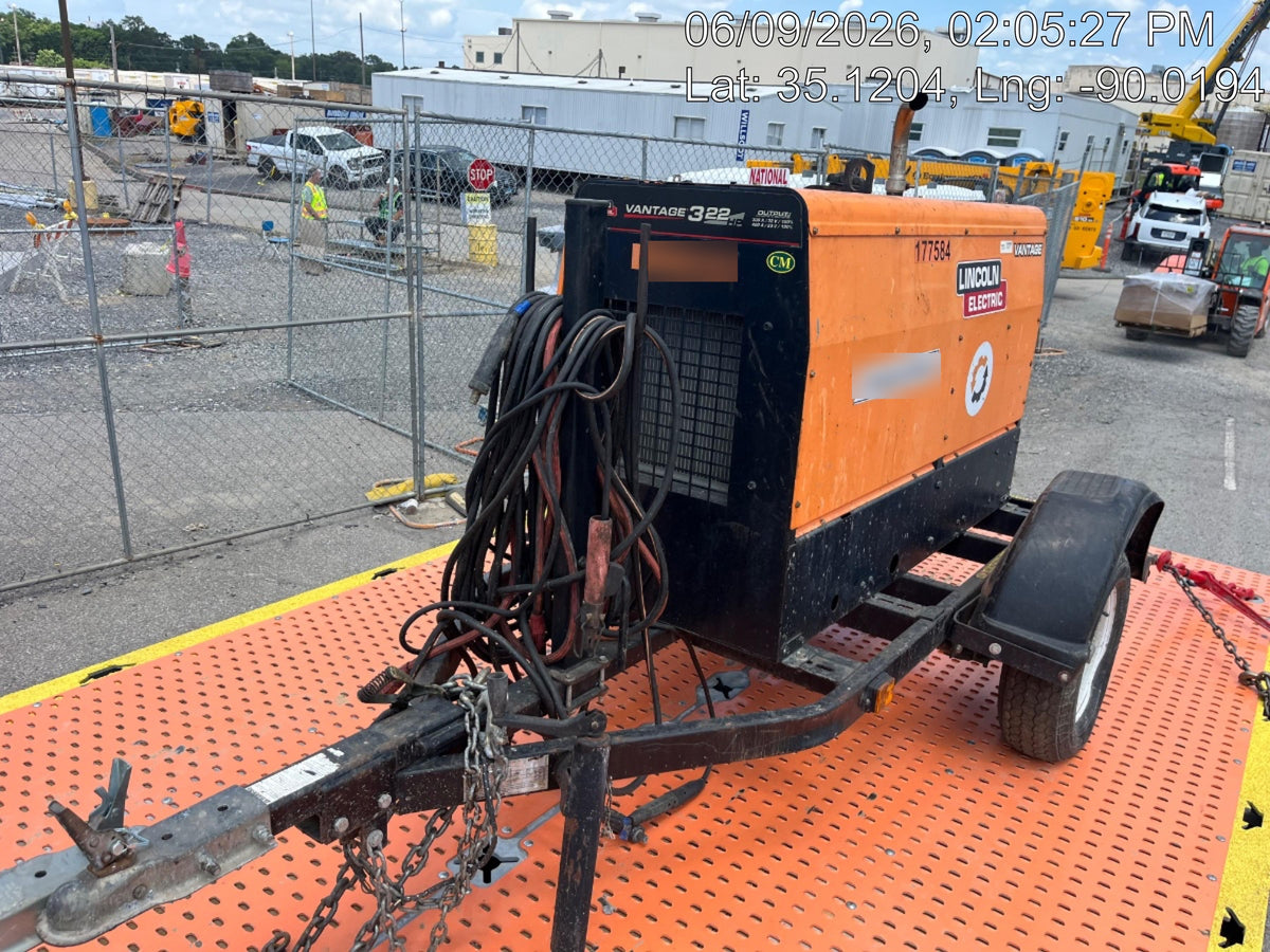 2021 Lincoln Electric Vantage 322 Vantage 322 Ready Pak 3 w/ Decals, ORANGE (includes trailer, cable rack, fender light kit) NO Telematics