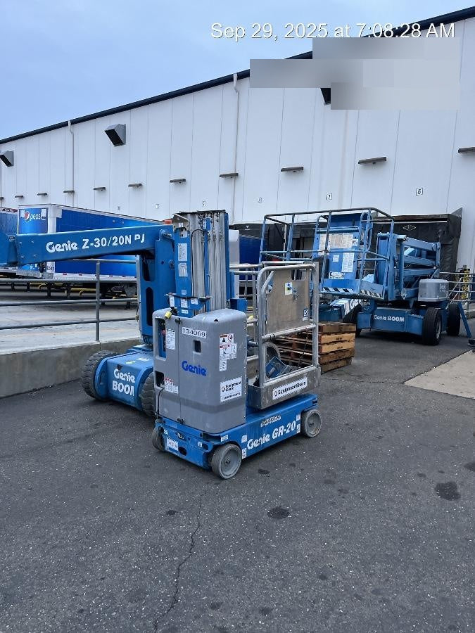 2021 GENIE GR-20