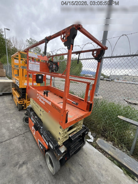 2024 JLG ES1932