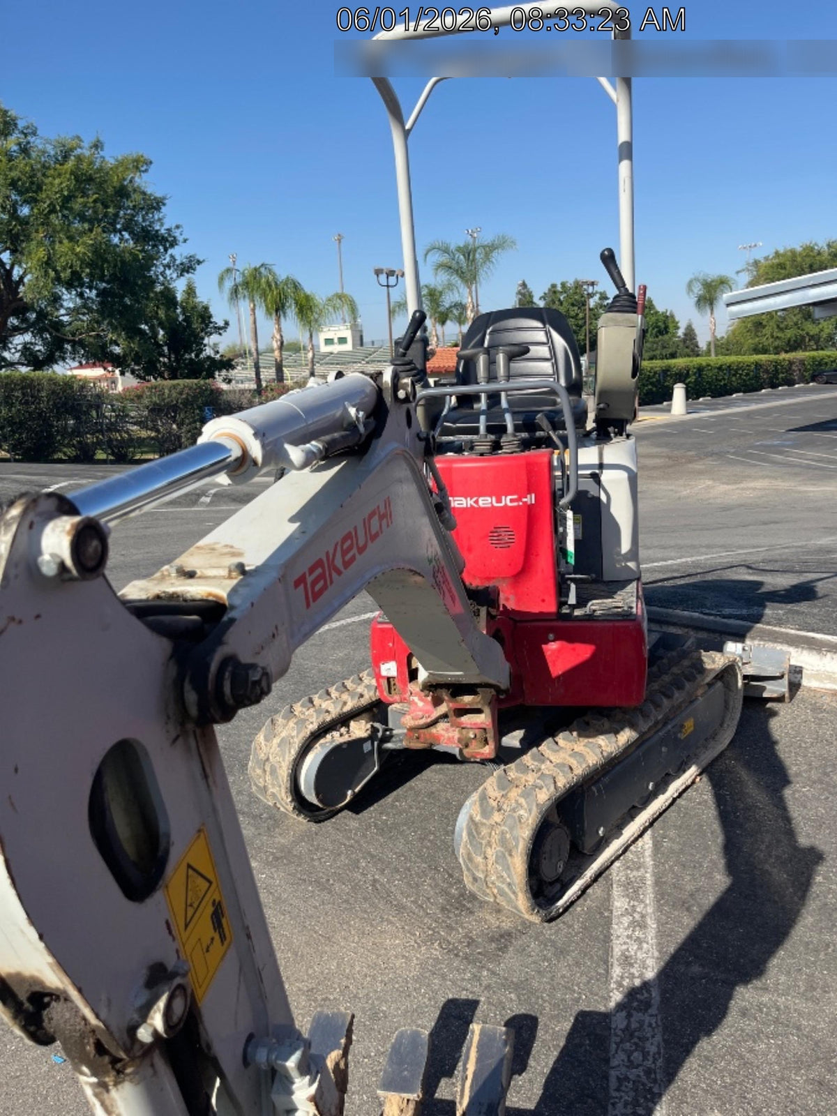 2023 TAKEUCHI TB210R