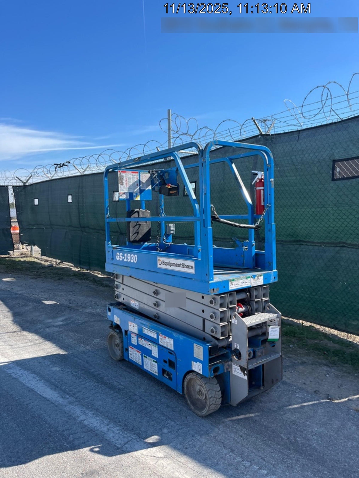 2019 Genie GS-1930 Fixed rails with chain Entry