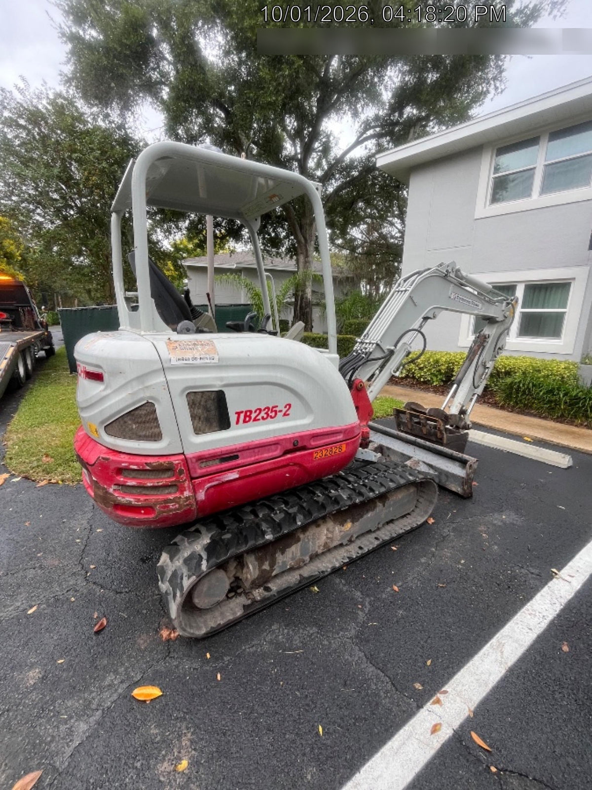 2022 TAKEUCHI TB235-2R