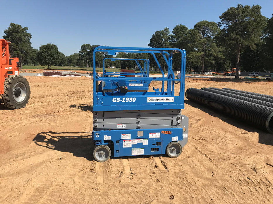 2020 Genie GS-1930 Fixed rails with chain entry gate - Pre A92.20