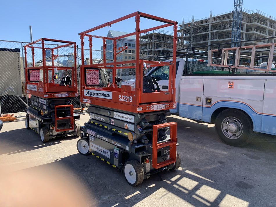 2021 SKYJACK SJ3219