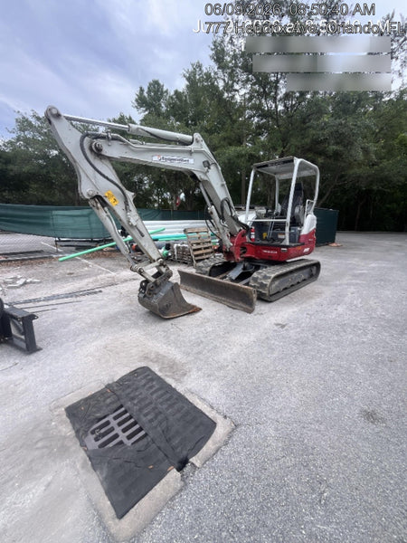 2022 TAKEUCHI TB250-2R