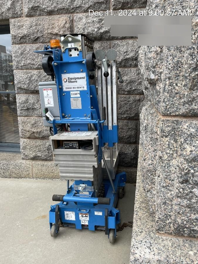 2023 GENIE AWP-30S DC
