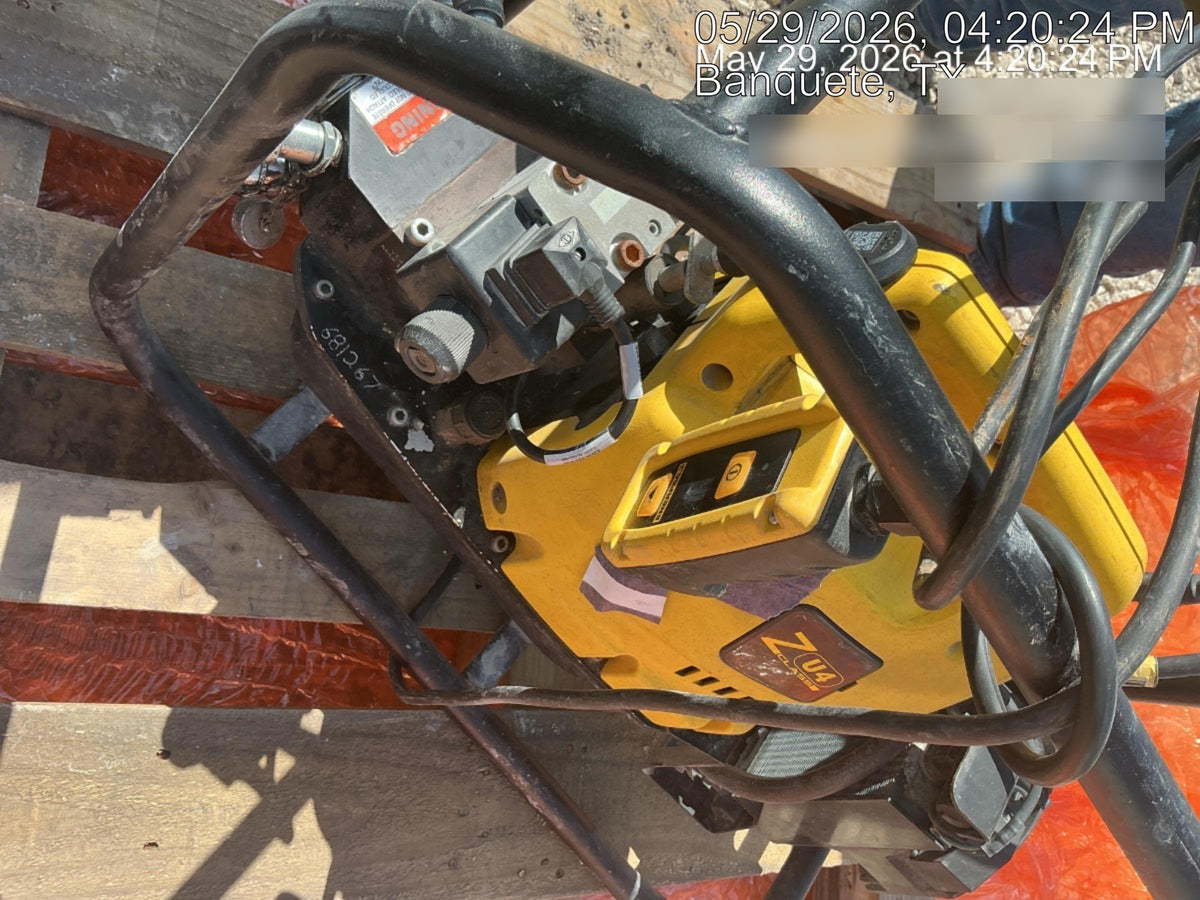 2040 ENERPAC ZU4204TB-QHMR