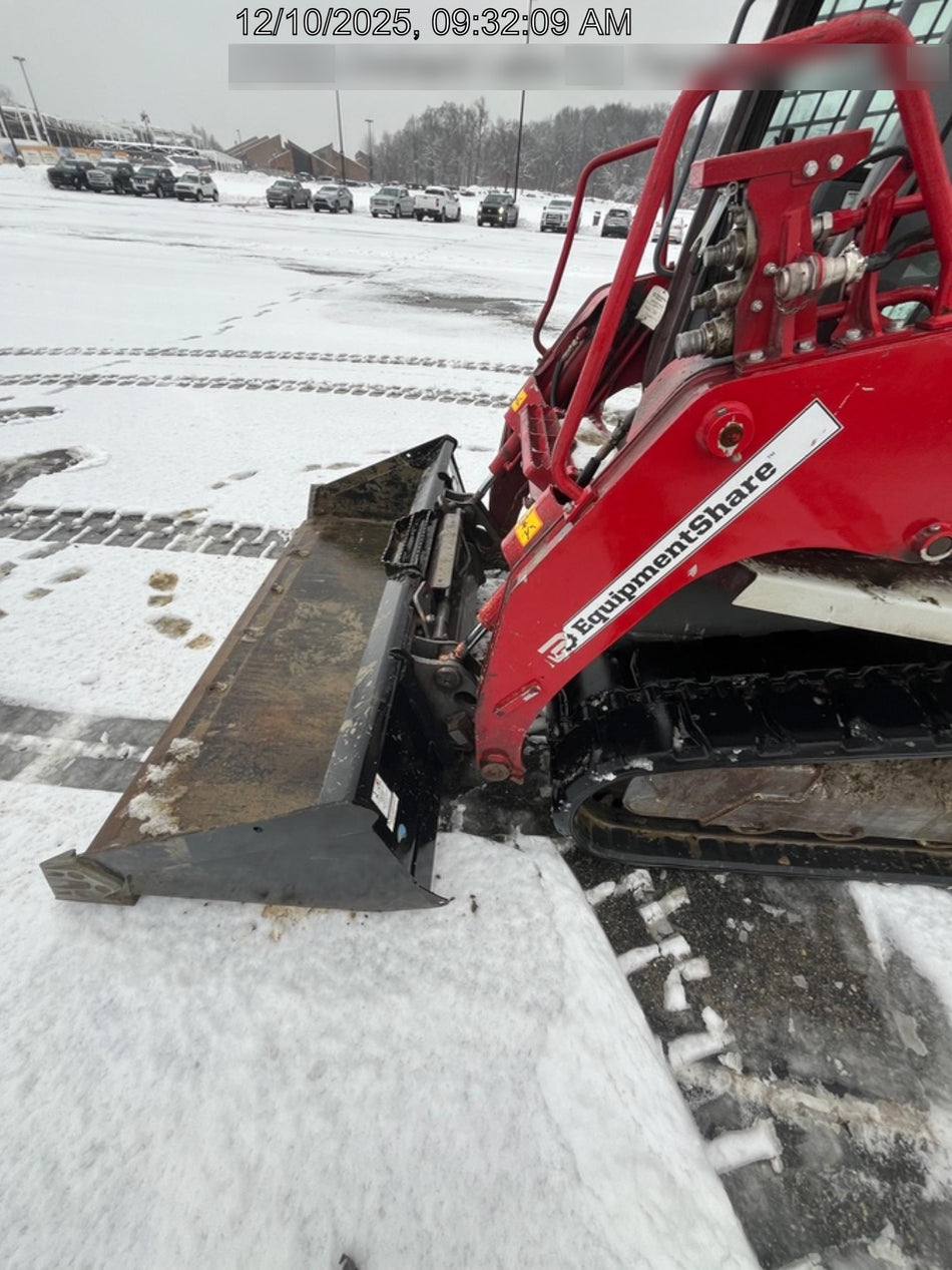 2023 TAKEUCHI TL8R2-CR